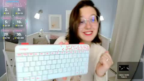 Snapshot of charmygrace chatting on May 7, 2026, 11:59 am Grace online show from May 7, 2026, 11:59 am