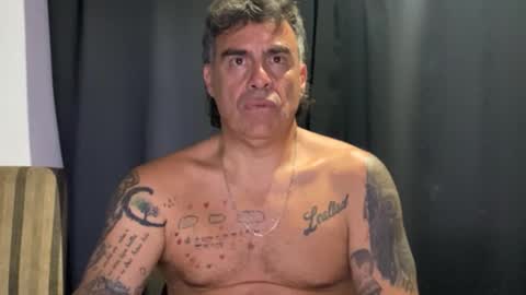 chato012 online show from February 15, 2026, 7:51 am