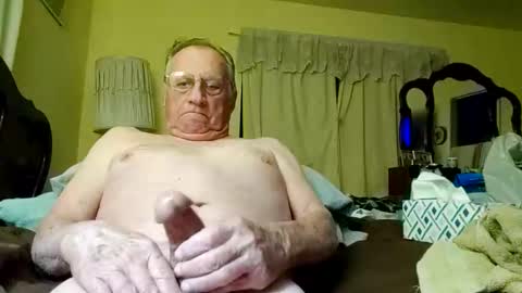 chatoffmale60 online show from November 4, 2025, 1:10 pm