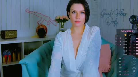Snapshot of chaturkaterina chatting on March 6, 2025, 10:26 pm Miss Harmony online show from March 6, 2025, 10:26 pm