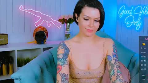 Snapshot of chaturkaterina chatting on March 8, 2025, 9:28 am Miss Harmony online show from March 8, 2025, 9:28 am