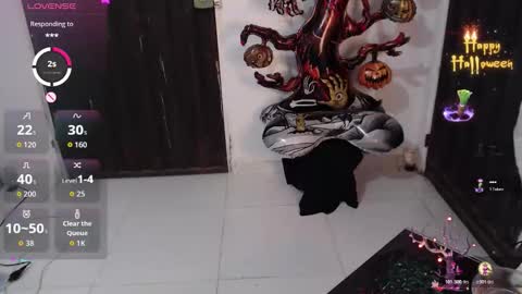 CHAYLA VICTORIA RUIZ  online show from October 28, 2025, 11:07 pm