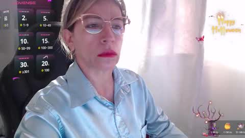 CHAYLA VICTORIA RUIZ  online show from December 2, 2025, 11:26 am