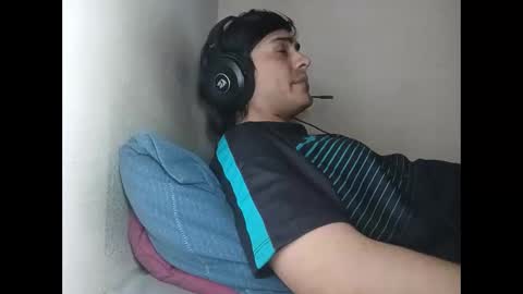 Snapshot of chaynochayno chatting on April 12, 2026, 7:13 am OnlyChayno online show from April 12, 2026, 7:13 am