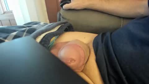 Chazz1985 online show from November 4, 2025, 10:20 pm