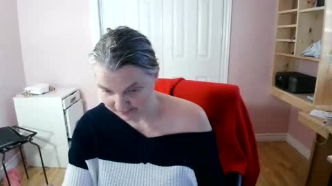 chealsiek online show from April 9, 2026, 2:55 pm