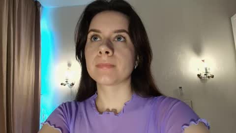 Amelia online show from April 17, 2026, 9:45 am