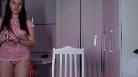Snapshot of cheekypie_ chatting on June 1, 2026, 1:46 pm Amelia online show from June 1, 2026, 1:46 pm