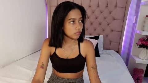 cheerry_moon online show from November 12, 2025, 5:24 pm