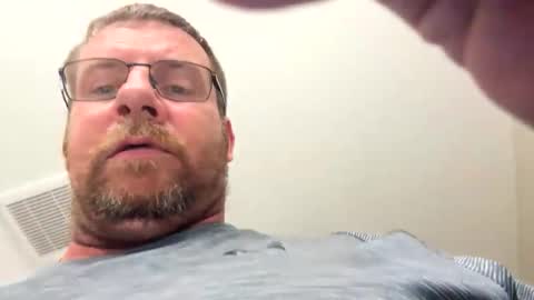 Snapshot of cheezeradam chatting on May 17, 2026, 6:59 pm cheezeradam online show from May 17, 2026, 6:59 pm