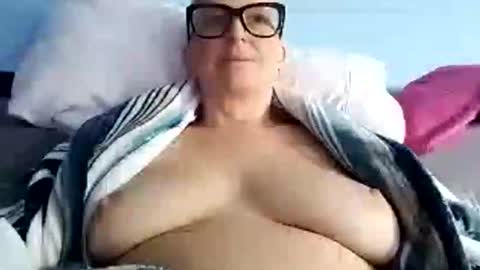 Chelsea online show from October 16, 2025, 12:50 pm