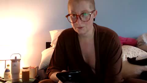 Chelsea online show from April 19, 2026, 3:22 pm