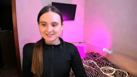 Chelsy  Luxe  online show from July 6, 2026, 10:12 am