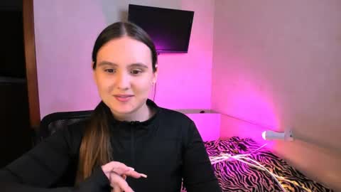 Chelsy  Luxe  online show from August 1, 2026, 10:14 am