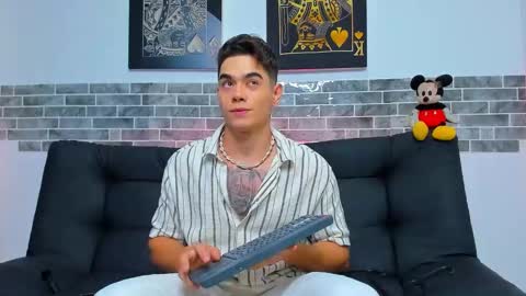 Snapshot of chepe_fit chatting on January 22, 2025, 2:26 am chepe vause online show from January 22, 2025, 2:26 am