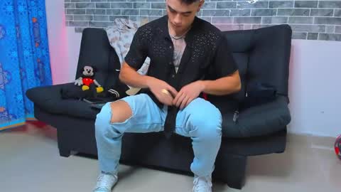 Snapshot of chepe_fit chatting on February 6, 2025, 12:54 am chepe vause online show from February 6, 2025, 12:54 am