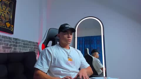 Snapshot of chepe_fit chatting on February 23, 2025, 2:07 am chepe vause online show from February 23, 2025, 2:07 am