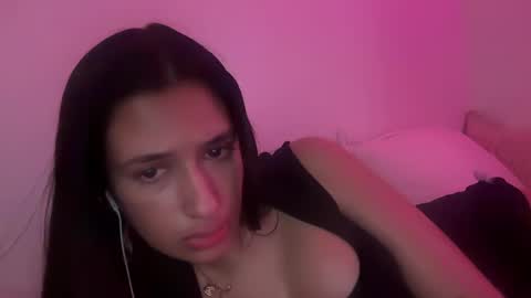 Snapshot of cherliecarmen chatting on December 23, 2024, 8:57 pm cherliecarmen online show from December 23, 2024, 8:57 pm