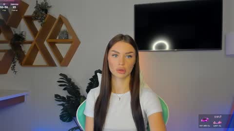 Cherry  Kiss online show from June 1, 2026, 6:26 am