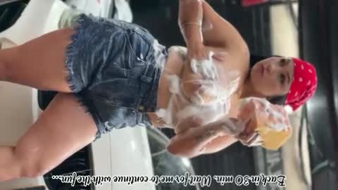 C H E R R Y  online show from November 2, 2025, 10:17 am