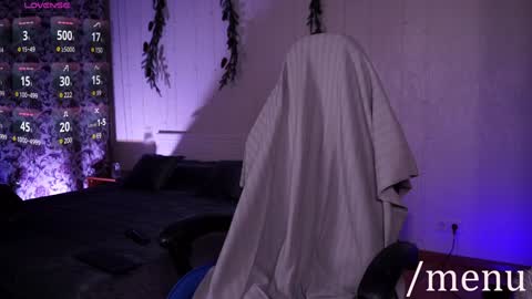 Kate online show from February 3, 2025, 2:36 am