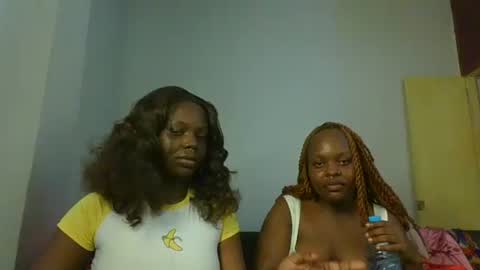 Snapshot of cherry_charm1 chatting on February 15, 2026, 8:24 am Fafa online show from February 15, 2026, 8:24 am