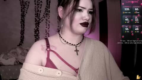 cherry_elfcat online show from October 14, 2025, 6:03 am