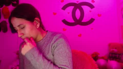 Snapshot of cherry_hc chatting on February 6, 2025, 7:13 am Nezumy Rey online show from February 6, 2025, 7:13 am