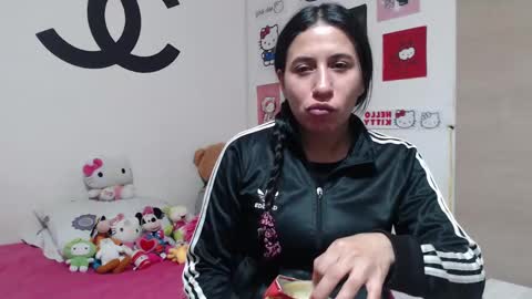 Snapshot of cherry_hc chatting on February 26, 2025, 4:03 am Nezumy Rey online show from February 26, 2025, 4:03 am