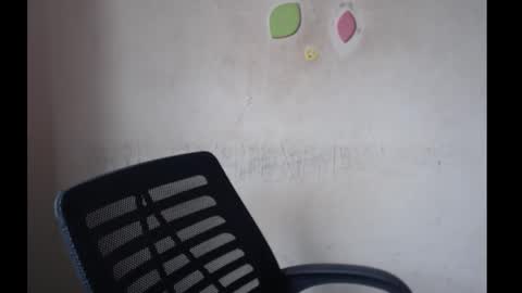 Snapshot of cherry_kissxx chatting on September 10, 2025, 7:52 am Ruth online show from September 10, 2025, 7:52 am