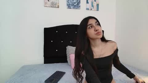 Nami online show from February 17, 2026, 7:20 pm