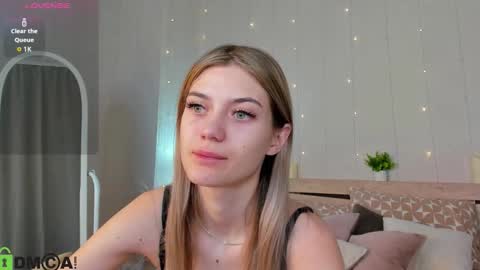 cherry_pr1ce online show from December 2, 2025, 12:16 am