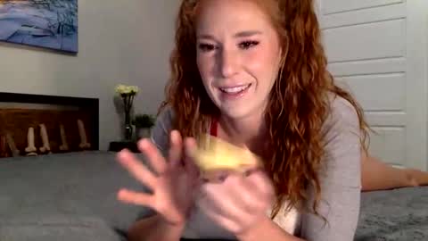 Snapshot of cherry_sinn chatting on May 8, 2026, 3:12 am cherry sin online show from May 8, 2026, 3:12 am