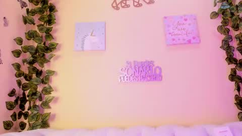 Sussan Cherry  online show from December 13, 2024, 9:24 am