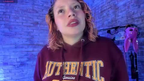 Snapshot of cherry_xoxx chatting on September 20, 2025, 11:33 am online show from September 20, 2025, 11:33 am