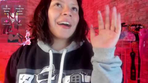 Snapshot of cherry_xoxx chatting on September 26, 2025, 11:14 am online show from September 26, 2025, 11:14 am