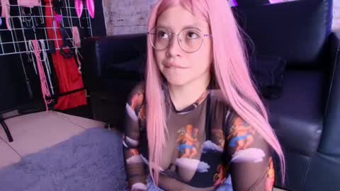     online show from March 23, 2026, 11:36 am