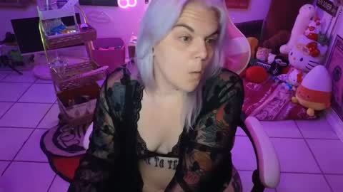 Snapshot of cherryb0mbb0mb chatting on January 6, 2025, 7:31 am CherryBombBomb online show from January 6, 2025, 7:31 am