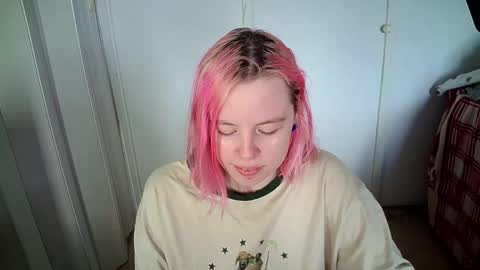 Snapshot of cherrybaby_0 chatting on April 29, 2026, 5:22 am cherrybaby_0 online show from April 29, 2026, 5:22 am