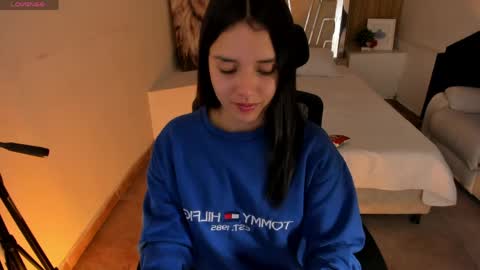 Cherry online show from April 7, 2026, 2:23 am