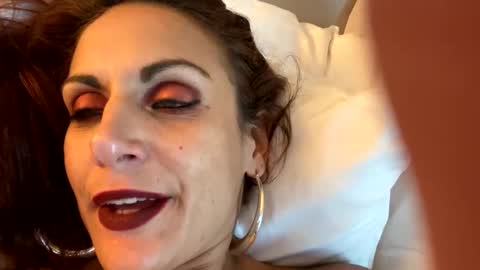 cherrydarlin5176 online show from October 13, 2025, 11:38 pm