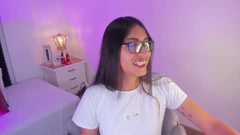 Snapshot of cherrylady2 chatting on October 23, 2025, 1:32 pm Cherry online show from October 23, 2025, 1:32 pm