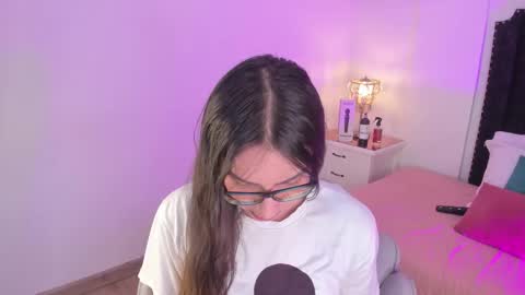 Snapshot of cherrylady2 chatting on November 20, 2025, 1:44 pm Cherry online show from November 20, 2025, 1:44 pm