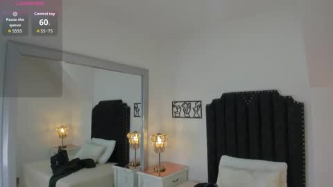 Snapshot of cherrylady2 chatting on December 4, 2025, 12:25 pm Cherry online show from December 4, 2025, 12:25 pm