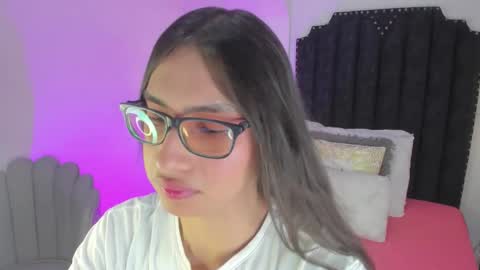 Snapshot of cherrylady2 chatting on December 14, 2025, 1:38 pm Cherry online show from December 14, 2025, 1:38 pm