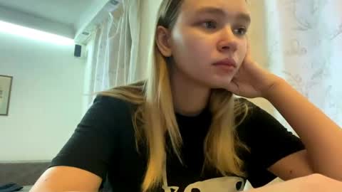 Lei online show from March 28, 2026, 5:51 am