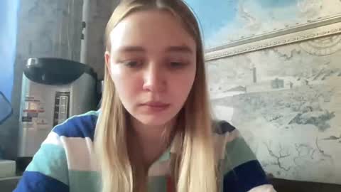 Snapshot of cherryleija chatting on June 14, 2026, 11:45 am Lei online show from June 14, 2026, 11:45 am