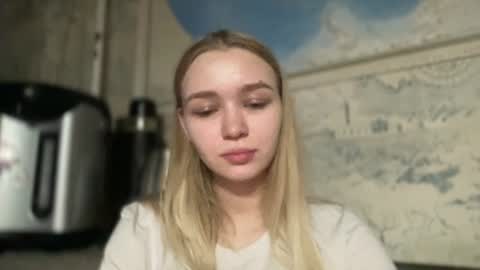 Snapshot of cherryleija chatting on June 25, 2026, 5:17 pm Lei online show from June 25, 2026, 5:17 pm