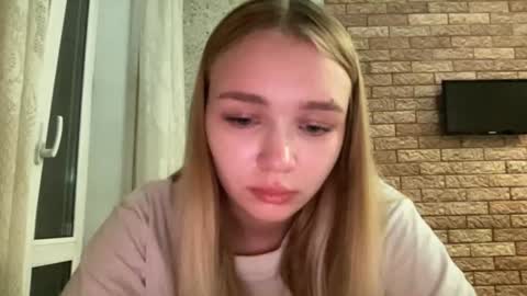 Snapshot of cherryleija chatting on June 27, 2026, 4:01 pm Lei online show from June 27, 2026, 4:01 pm