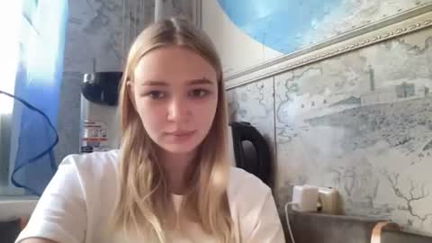 Snapshot of cherryleija chatting on June 29, 2026, 5:46 am Lei online show from June 29, 2026, 5:46 am